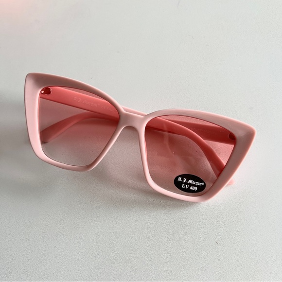 AJ Morgan pink femme fatale retro cat eye sunglasses main image 4